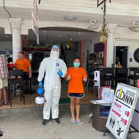 D.D. Inn Beach Guesthouse Pattaya Bagian luar foto