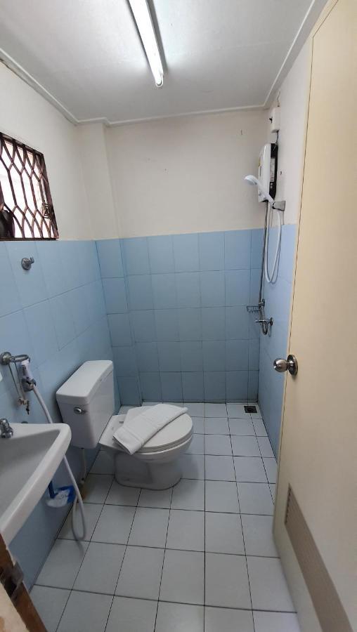 D.D. Inn Beach Guesthouse Pattaya Bagian luar foto