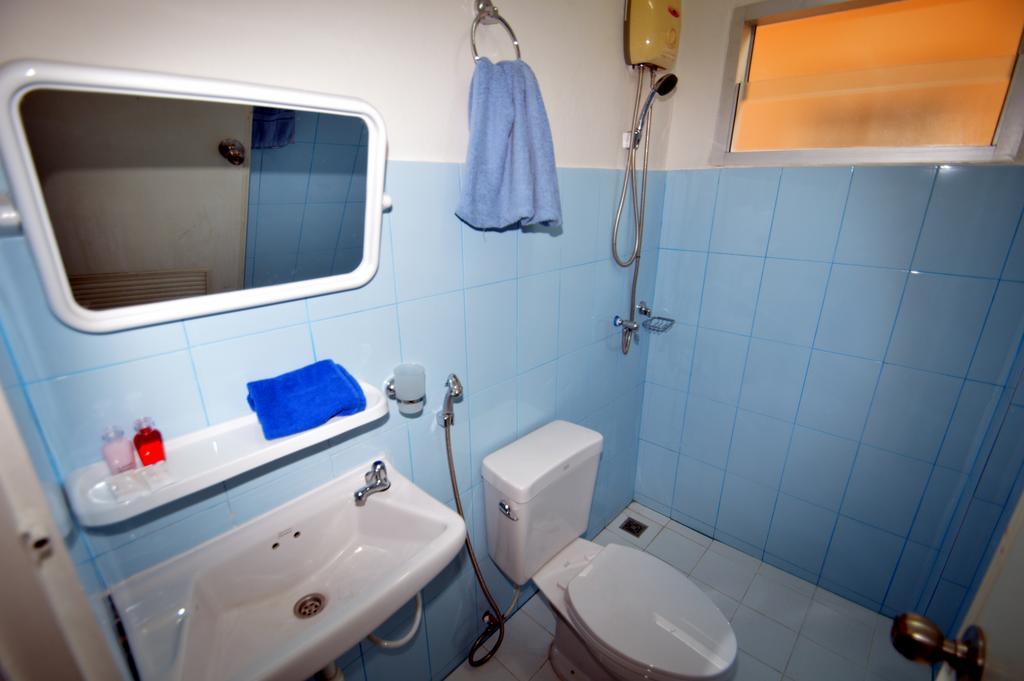 D.D. Inn Beach Guesthouse Pattaya Bagian luar foto