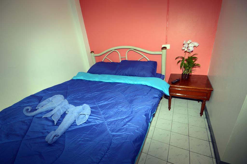 D.D. Inn Beach Guesthouse Pattaya Bagian luar foto